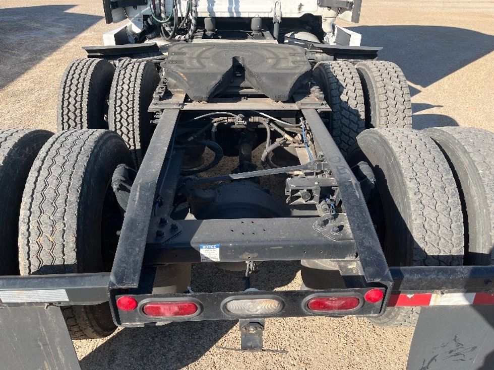 Sleeper Tractor-Heavy Duty Tractors-Freightliner-2022-T12664ST-Pensacola-FL-282,170\n\t\tmiles-$ 91,500 - Image 6