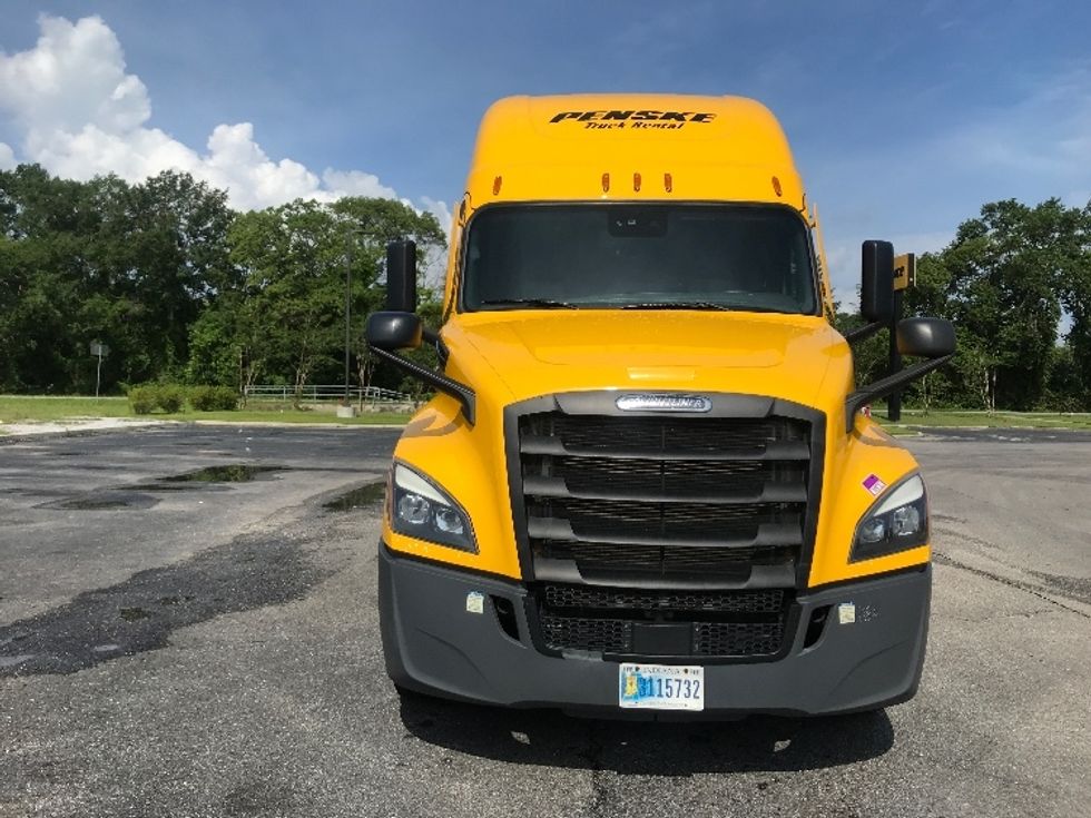 Sleeper Tractor-Heavy Duty Tractors-Freightliner-2022-T12664ST-Pensacola-FL-405,410\n\t\tmiles-$ 76,750 - Image 2