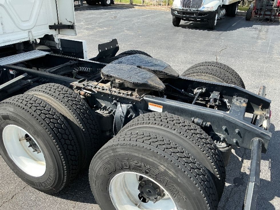 Sleeper Tractor-Heavy Duty Tractors-Freightliner-2022-T12664ST-Pensacola-FL-502,287\n\t\tmiles-$ 68,750 - Image 22
