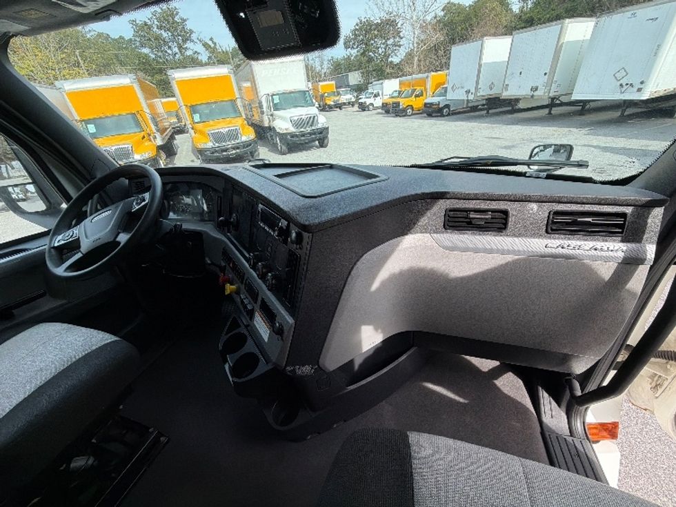 Sleeper Tractor-Heavy Duty Tractors-Freightliner-2022-T12664ST-Pensacola-FL-603,148\n\t\tmiles-$ 56,250 - Image 14