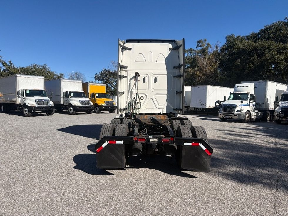 Sleeper Tractor-Heavy Duty Tractors-Freightliner-2022-T12664ST-Pensacola-FL-603,148\n\t\tmiles-$ 56,250 - Image 5