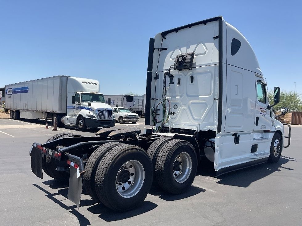 Sleeper Tractor-Heavy Duty Tractors-Freightliner-2022-T12664ST-Phoenix-AZ-347,703\n\t\tmiles-$ 93,250 - Image 7