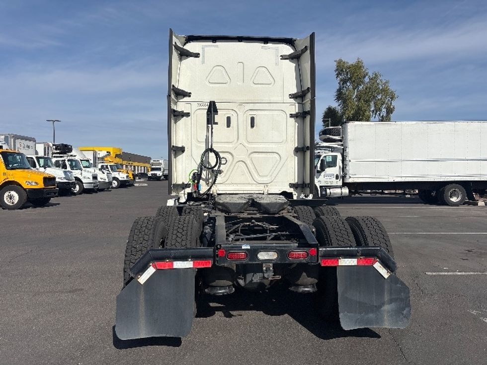 Sleeper Tractor-Heavy Duty Tractors-Freightliner-2022-T12664ST-Phoenix-AZ-416,166\n\t\tmiles-$ 80,750 - Image 6