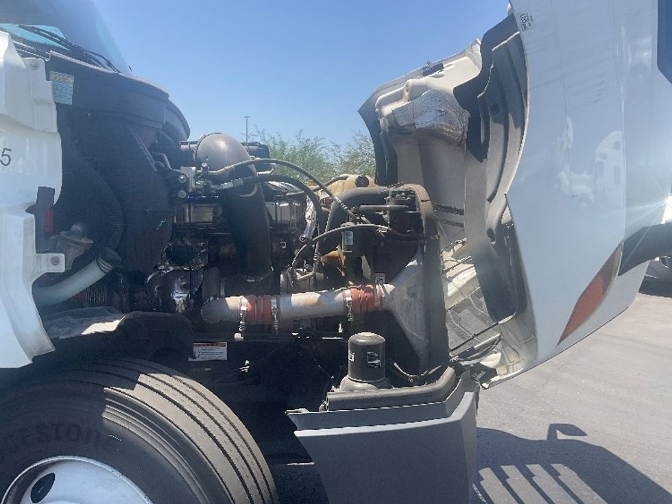 Sleeper Tractor-Heavy Duty Tractors-Freightliner-2022-T12664ST-Phoenix-AZ-506,991\n\t\tmiles-$ 66,000 - Image 20