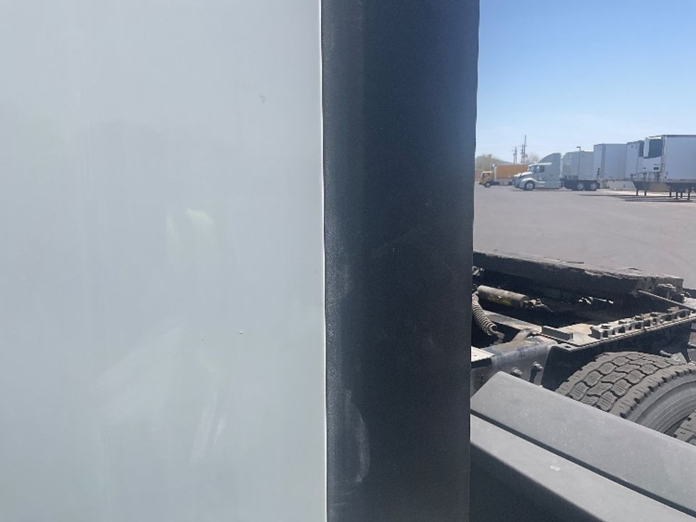Sleeper Tractor-Heavy Duty Tractors-Freightliner-2022-T12664ST-Phoenix-AZ-506,991\n\t\tmiles-$ 66,000 - Image 23