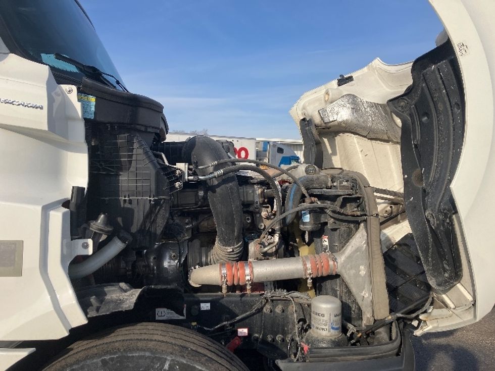 Sleeper Tractor-Heavy Duty Tractors-Freightliner-2022-T12664ST-Piqua-OH-428,857\n\t\tmiles-$ 72,250 - Image 20