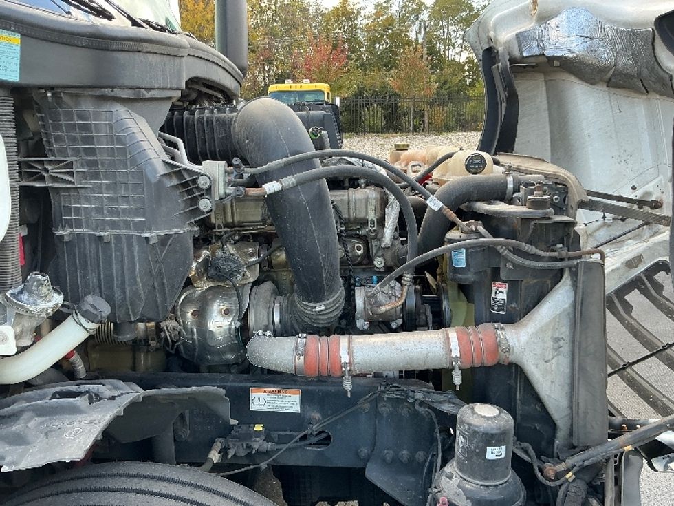 Sleeper Tractor-Heavy Duty Tractors-Freightliner-2022-T12664ST-Piqua-OH-574,482\n\t\tmiles-$ 62,000 - Image 20