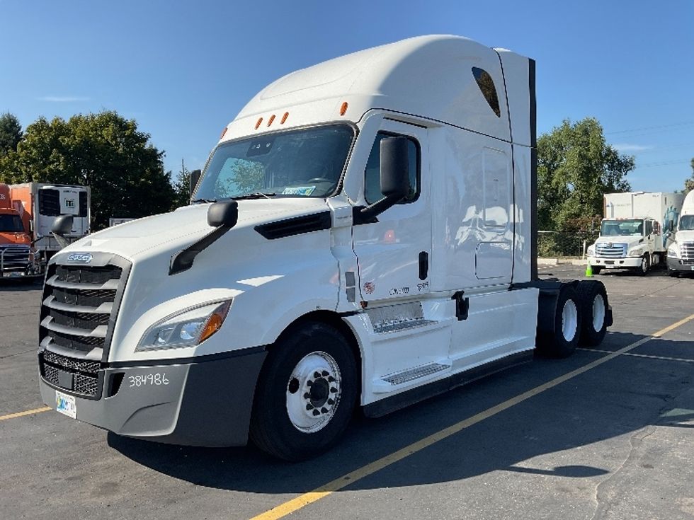 Sleeper Tractor-Heavy Duty Tractors-Freightliner-2022-T12664ST-Plymouth-MI-364,900\n\t\tmiles-$ 80,500 - Image 3