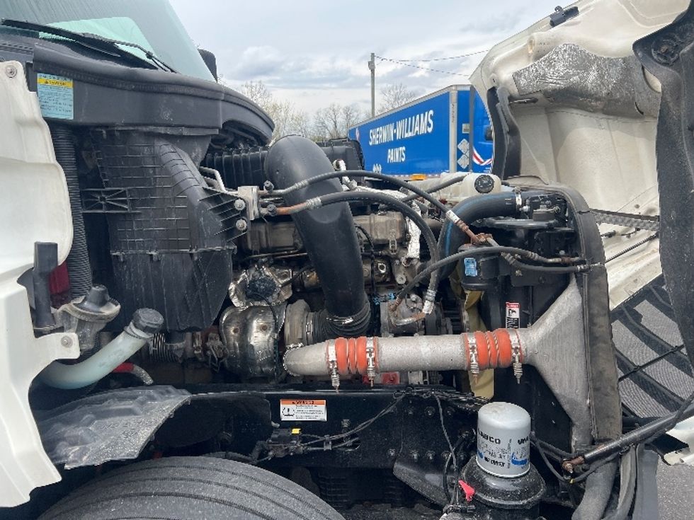 Sleeper Tractor-Heavy Duty Tractors-Freightliner-2022-T12664ST-Portland-OR-603,015\n\t\tmiles-$ 71,500 - Image 20