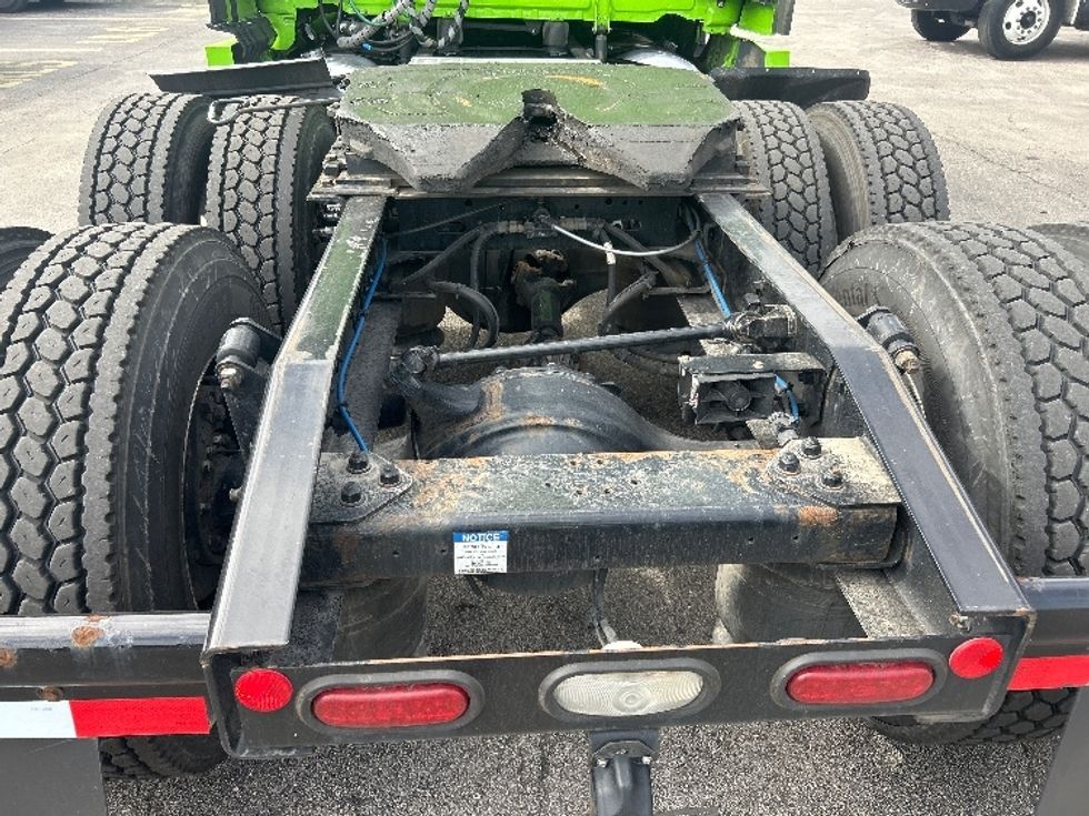 Sleeper Tractor-Heavy Duty Tractors-Freightliner-2022-T12664ST-Riviera Beach-FL-535,873\n\t\tmiles-$ 60,750 - Image 6