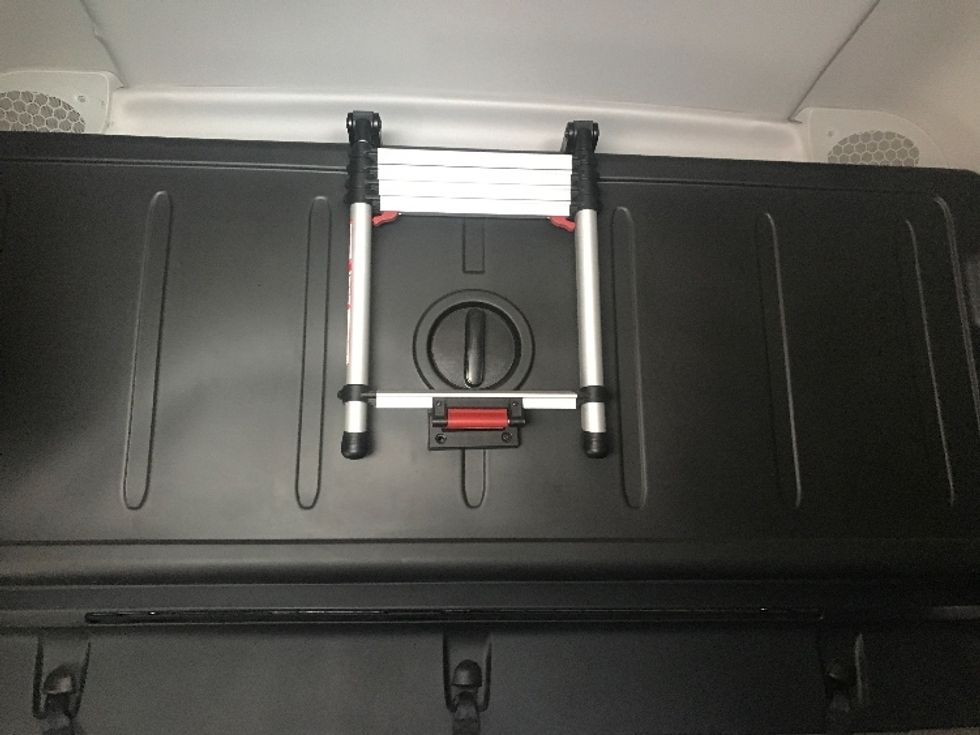 Sleeper Tractor-Heavy Duty Tractors-Freightliner-2022-T12664ST-San Antonio-TX-367,874\n\t\tmiles-$ 89,750 - Image 18