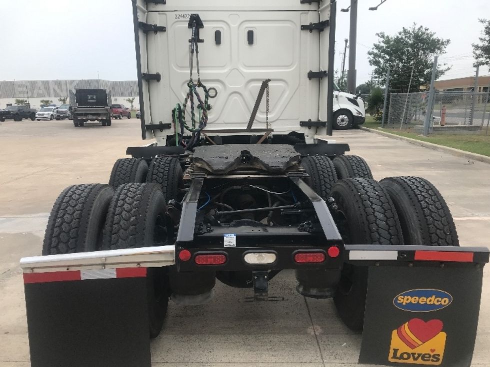 Sleeper Tractor-Heavy Duty Tractors-Freightliner-2022-T12664ST-San Antonio-TX-367,874\n\t\tmiles-$ 89,750 - Image 5