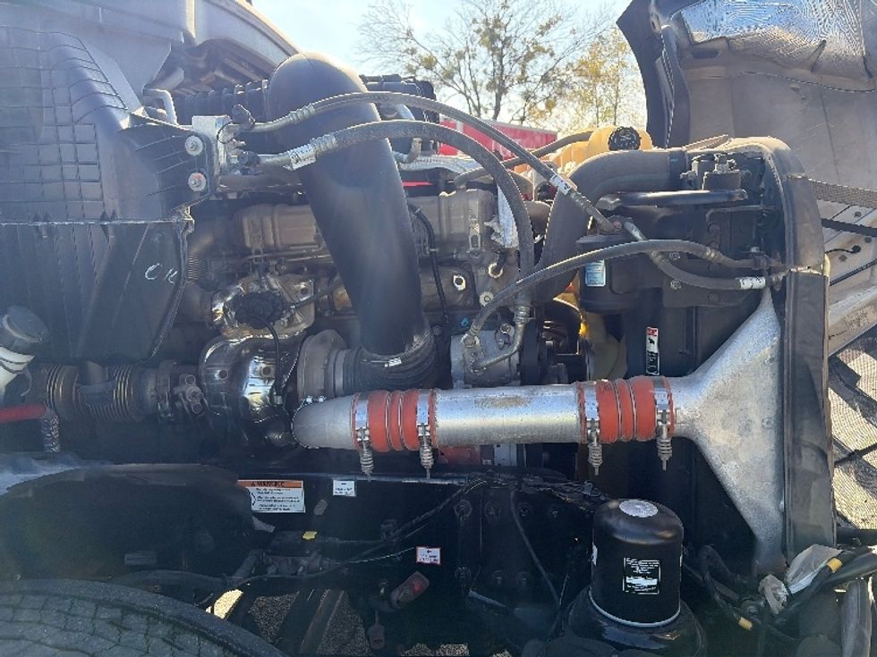 Sleeper Tractor-Heavy Duty Tractors-Freightliner-2022-T12664ST-San Antonio-TX-445,343\n\t\tmiles-$ 77,500 - Image 19