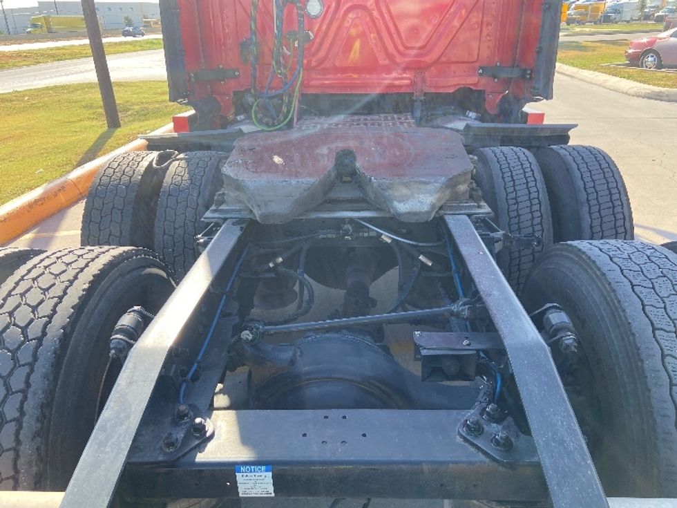Sleeper Tractor-Heavy Duty Tractors-Freightliner-2022-T12664ST-San Antonio-TX-496,103\n\t\tmiles-$ 75,500 - Image 6
