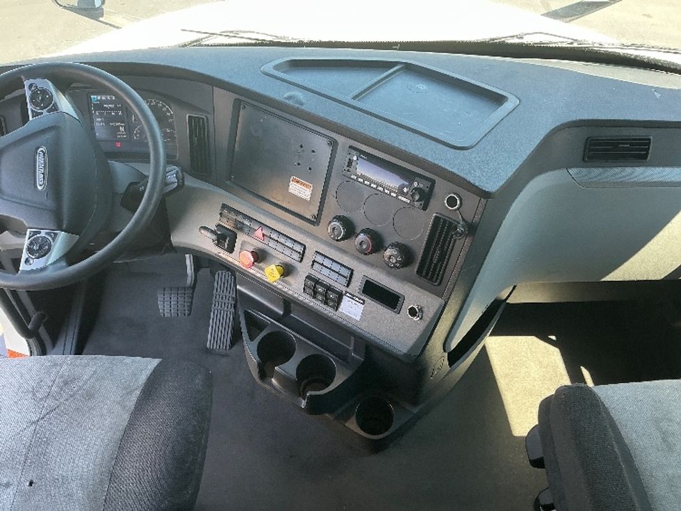 Sleeper Tractor-Heavy Duty Tractors-Freightliner-2022-T12664ST-San Diego-CA-547,983\n\t\tmiles-$ 72,750 - Image 12