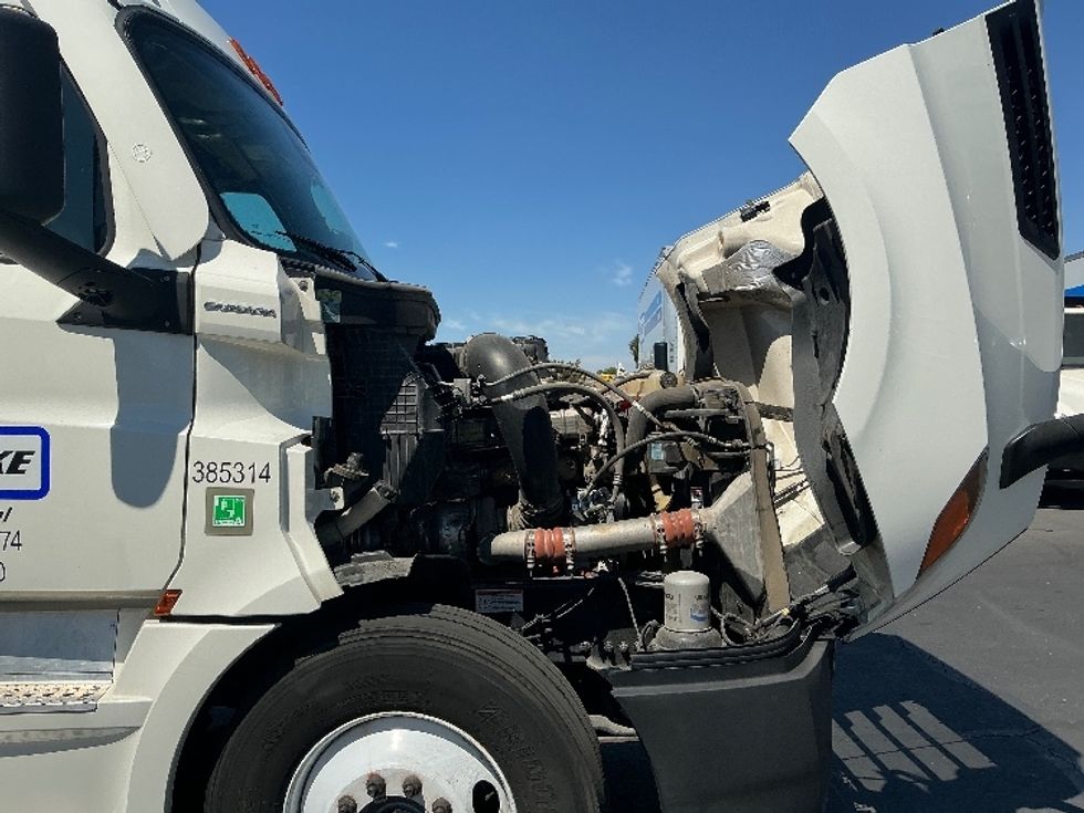 Sleeper Tractor-Heavy Duty Tractors-Freightliner-2022-T12664ST-San Diego-CA-547,983\n\t\tmiles-$ 72,750 - Image 20