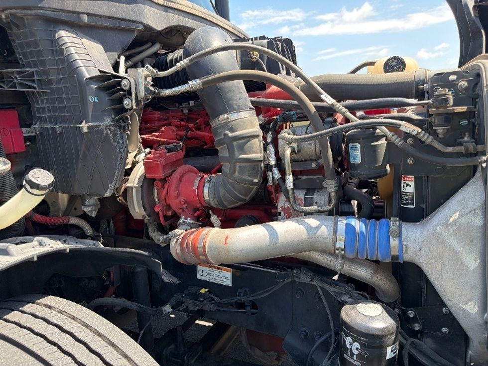 Sleeper Tractor-Heavy Duty Tractors-Freightliner-2022-T12664ST-Shreveport-LA-433,125\n\t\tmiles-$ 85,250 - Image 20