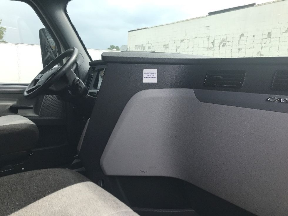 Sleeper Tractor-Heavy Duty Tractors-Freightliner-2022-T12664ST-Spartanburg-SC-342,877\n\t\tmiles-$ 85,750 - Image 14