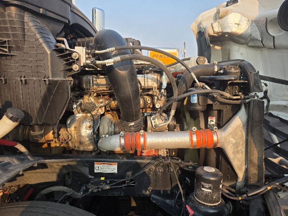 Sleeper Tractor-Heavy Duty Tractors-Freightliner-2022-T12664ST-Spokane Valley-WA-504,937\n\t\tmiles-$ 76,500 - Image 20