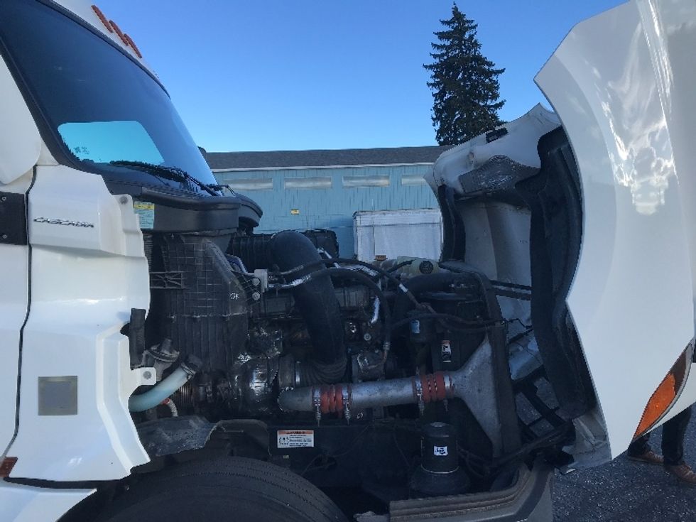 Sleeper Tractor-Heavy Duty Tractors-Freightliner-2022-T12664ST-Spokane Valley-WA-568,163\n\t\tmiles-$ 66,750 - Image 20