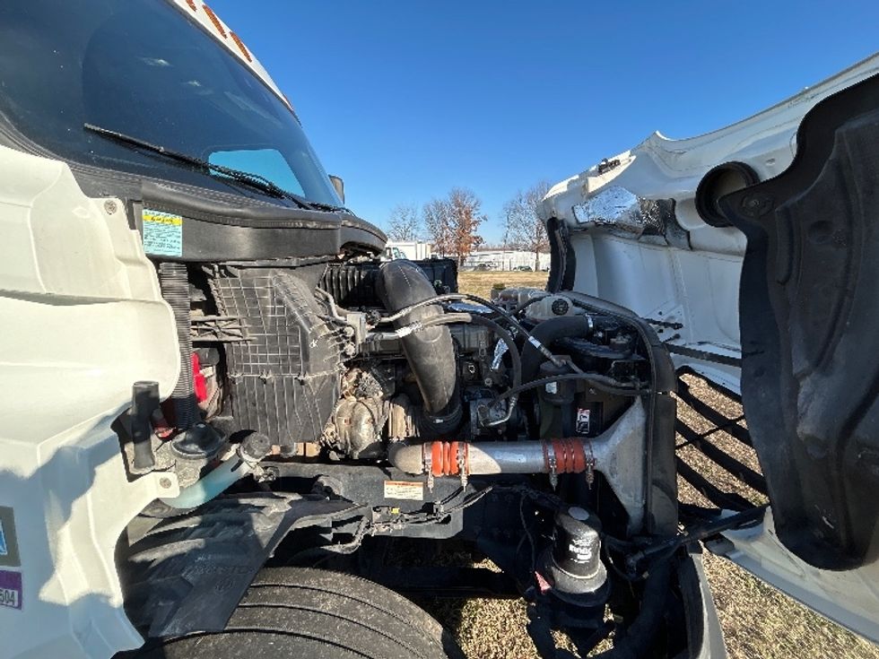 Sleeper Tractor-Heavy Duty Tractors-Freightliner-2022-T12664ST-Springfield-MO-417,400\n\t\tmiles-$ 74,000 - Image 20