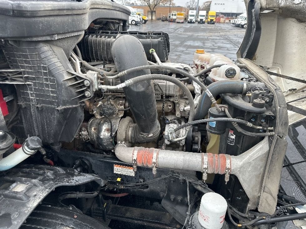 Sleeper Tractor-Heavy Duty Tractors-Freightliner-2022-T12664ST-Sturtevant-WI-542,294\n\t\tmiles-$ 63,750 - Image 20