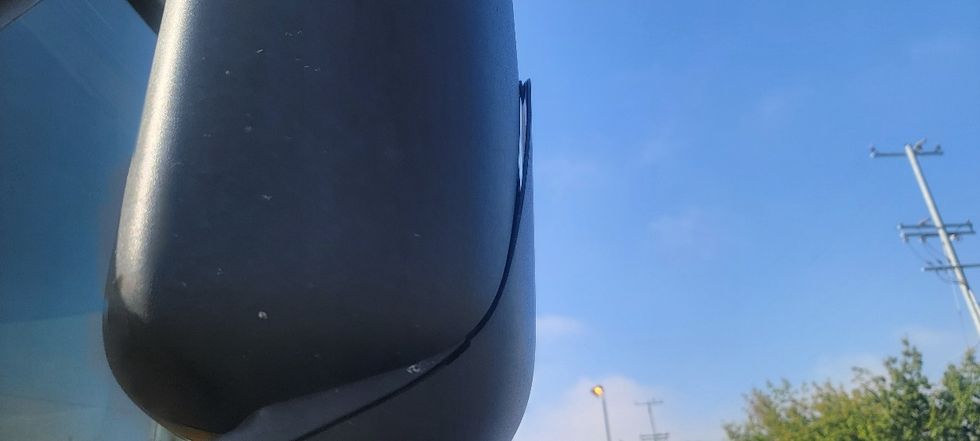 Sleeper Tractor-Heavy Duty Tractors-Freightliner-2022-T12664ST-Sun Valley-CA-455,408\n\t\tmiles-$ 78,500 - Image 24