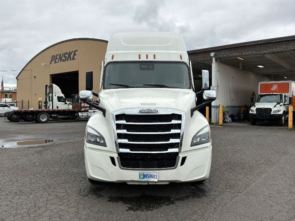 Sleeper Tractor-Heavy Duty Tractors-Freightliner-2022-T12664ST-Tacoma-WA-347,630\n\t\tmiles-$ 93,250 - Image 2