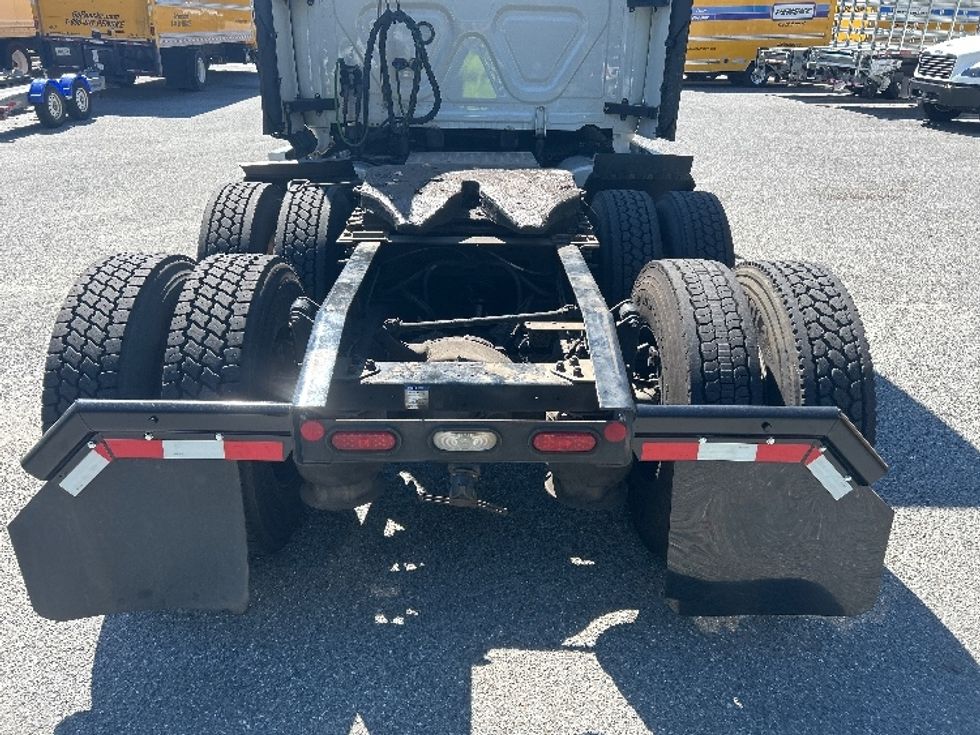 Sleeper Tractor-Heavy Duty Tractors-Freightliner-2022-T12664ST-Tallahassee-FL-539,325\n\t\tmiles-$ 66,750 - Image 6