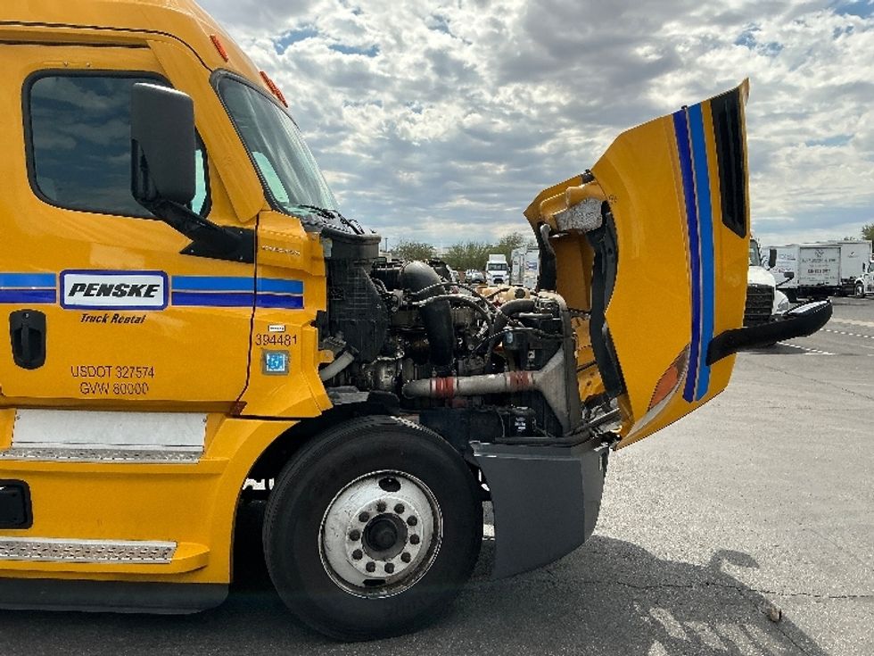 Sleeper Tractor-Heavy Duty Tractors-Freightliner-2022-T12664ST-Tucson-AZ-560,142\n\t\tmiles-$ 65,000 - Image 19