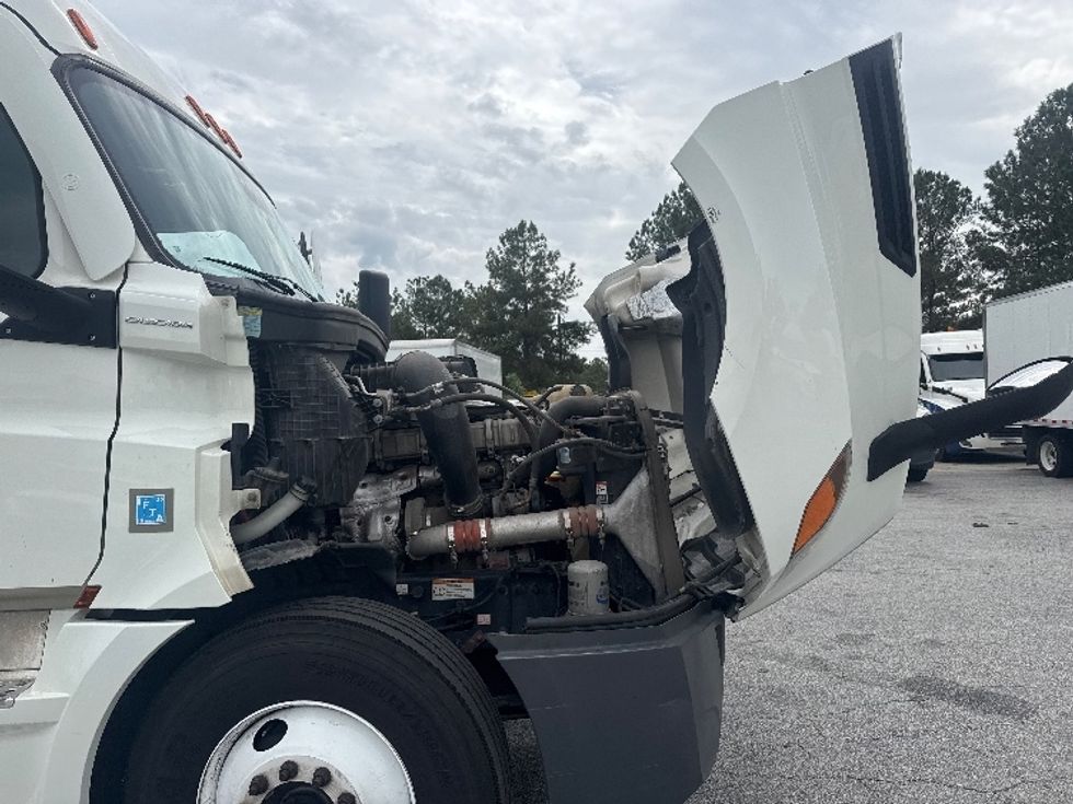 Sleeper Tractor-Heavy Duty Tractors-Freightliner-2022-T12664ST-West Columbia-SC-460,639\n\t\tmiles-$ 73,500 - Image 20