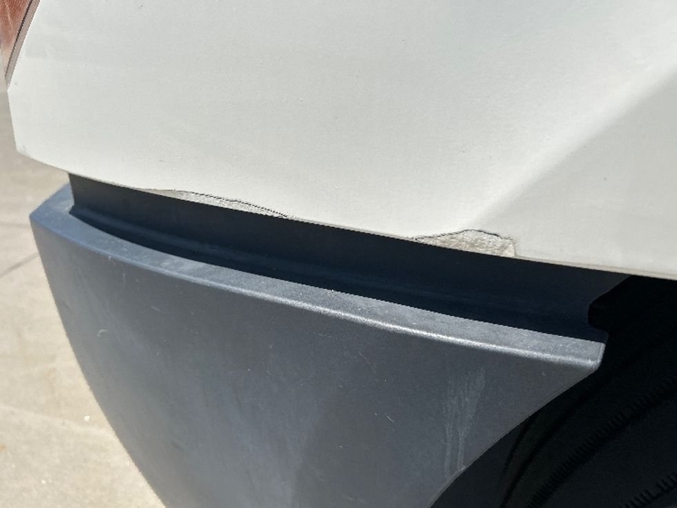 Sleeper Tractor-Heavy Duty Tractors-Freightliner-2022-T12664ST-West Fargo-ND-509,514\n\t\tmiles-$ 71,000 - Image 25