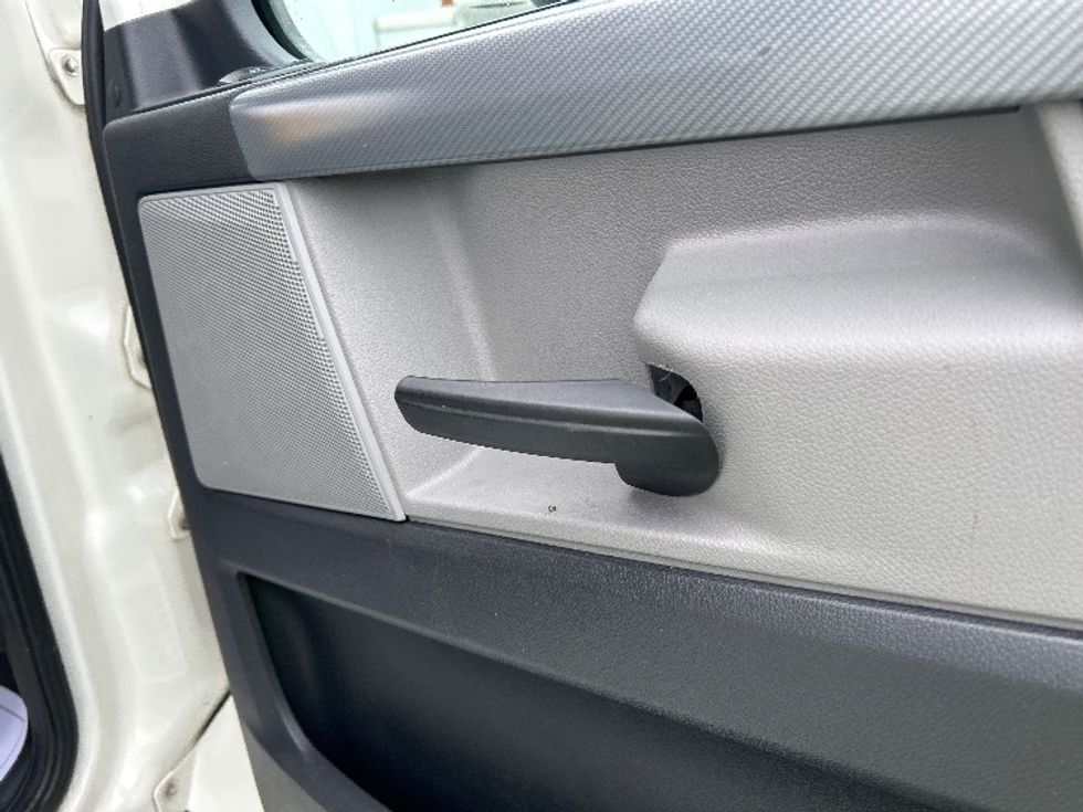 Sleeper Tractor-Heavy Duty Tractors-Freightliner-2022-T12664ST-Wilsonville-OR-558,139\n\t\tmiles-$ 71,000 - Image 22