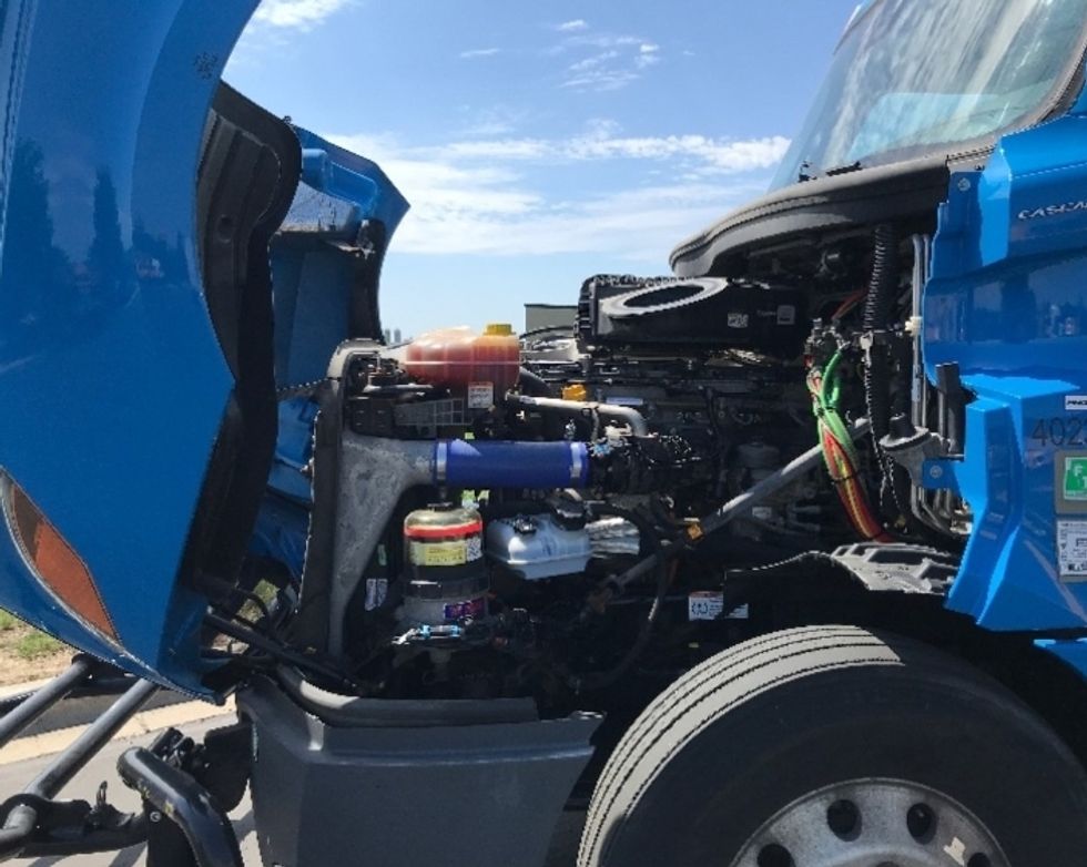 Sleeper Tractor-Heavy Duty Tractors-Freightliner-2022-T12664ST-Windsor-WI-361,449\n\t\tmiles-$ 86,500 - Image 21