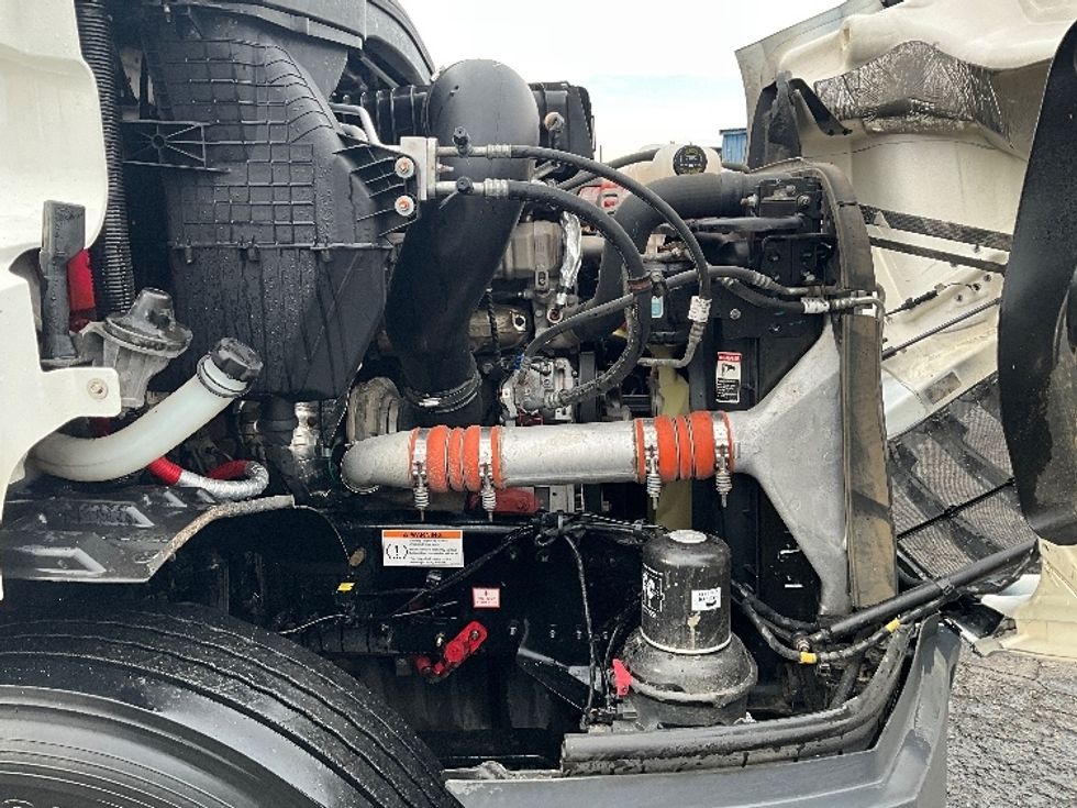 Sleeper Tractor-Heavy Duty Tractors-Freightliner-2023-T11664ST-Lacey-WA-580,446\n\t\tmiles-$ 68,250 - Image 20