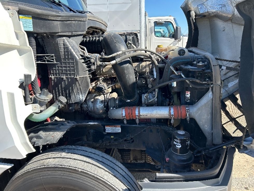 Sleeper Tractor-Heavy Duty Tractors-Freightliner-2023-T12664ST-Dallas-TX-320,000\n\t\tmiles-$ 97,250 - Image 20