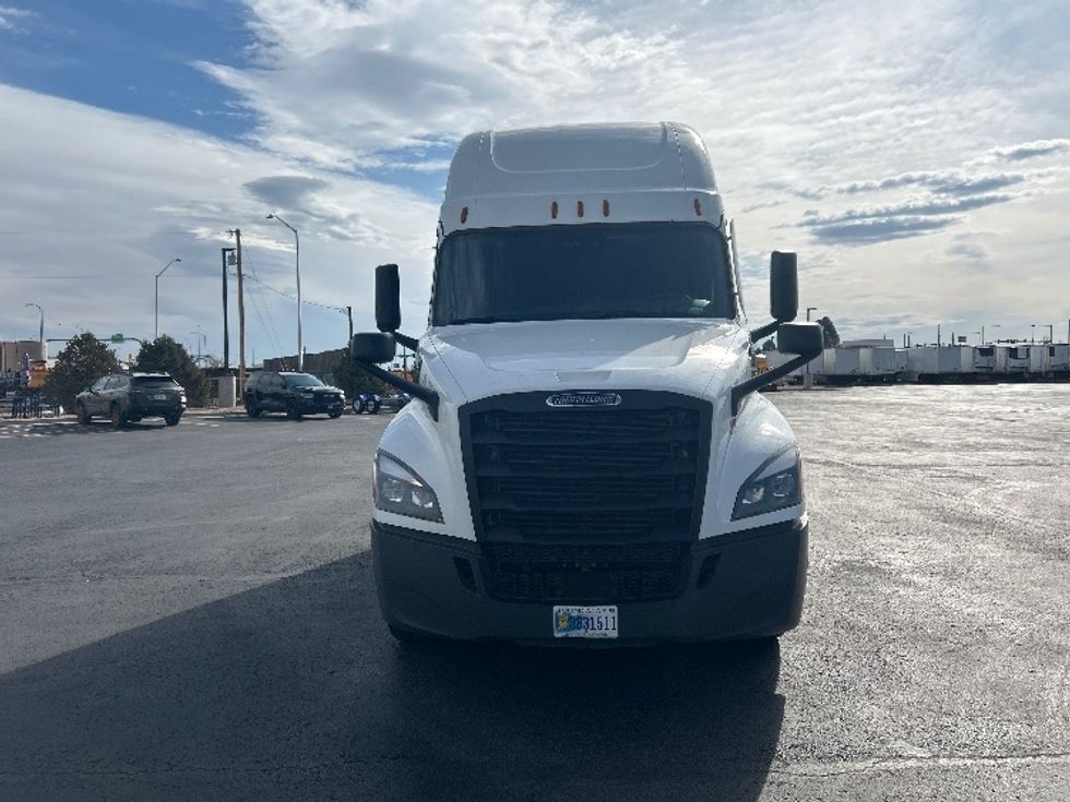 Sleeper Tractor-Heavy Duty Tractors-Freightliner-2023-T12664ST-Denver-CO-540,774\n\t\tmiles-$ 74,750 - Image 2