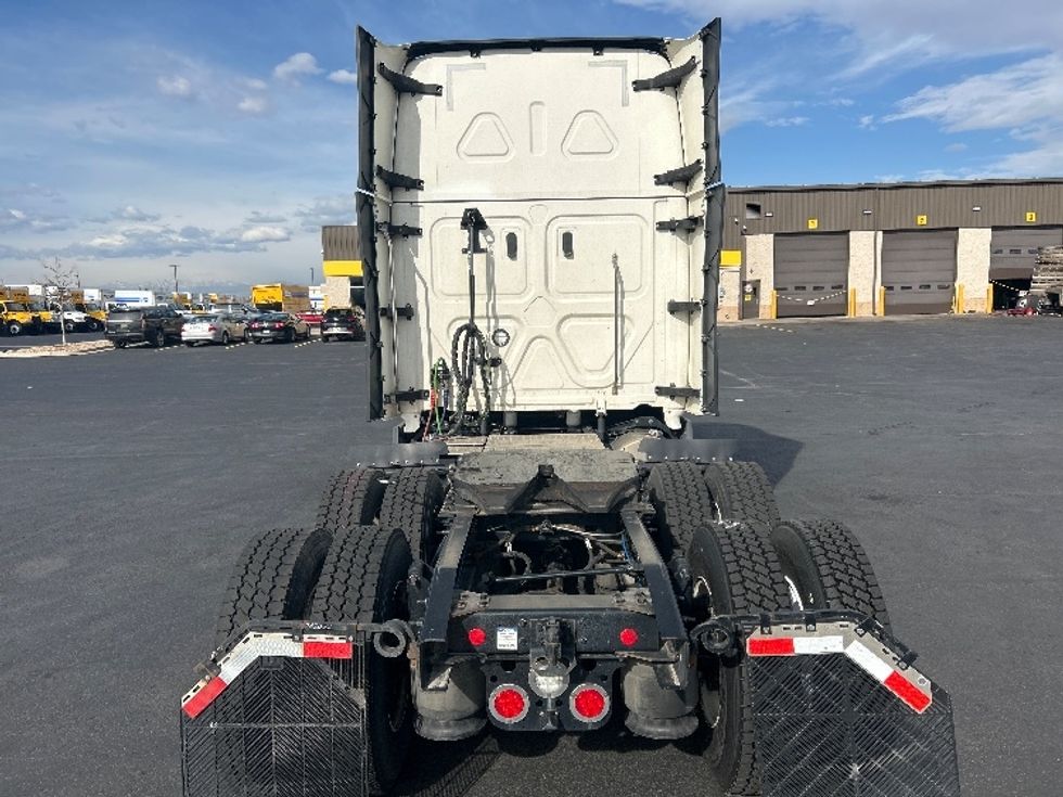 Sleeper Tractor-Heavy Duty Tractors-Freightliner-2023-T12664ST-Denver-CO-540,774\n\t\tmiles-$ 74,750 - Image 6