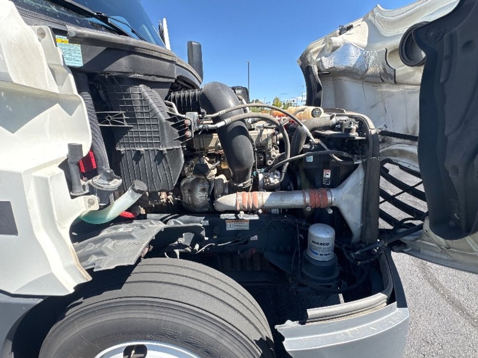 Sleeper Tractor-Heavy Duty Tractors-Freightliner-2023-T12664ST-Denver-CO-889,917\n\t\tmiles-$ 45,500 - Image 20