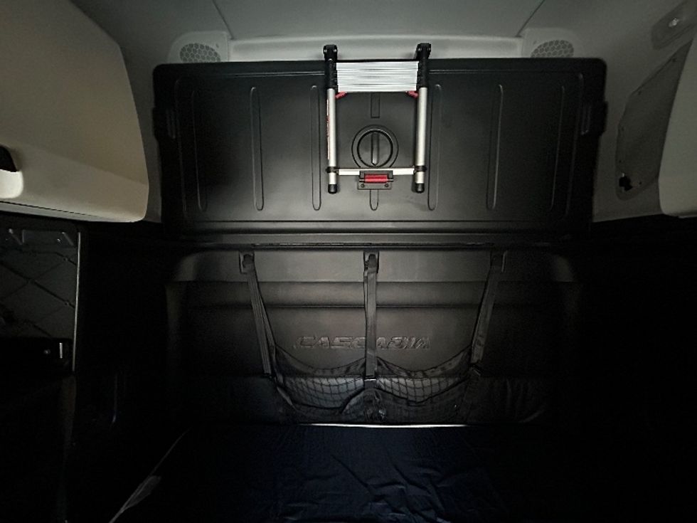 Sleeper Tractor-Heavy Duty Tractors-Freightliner-2023-T12664ST-East Chicago-IN-573,877\n\t\tmiles-$ 64,000 - Image 17