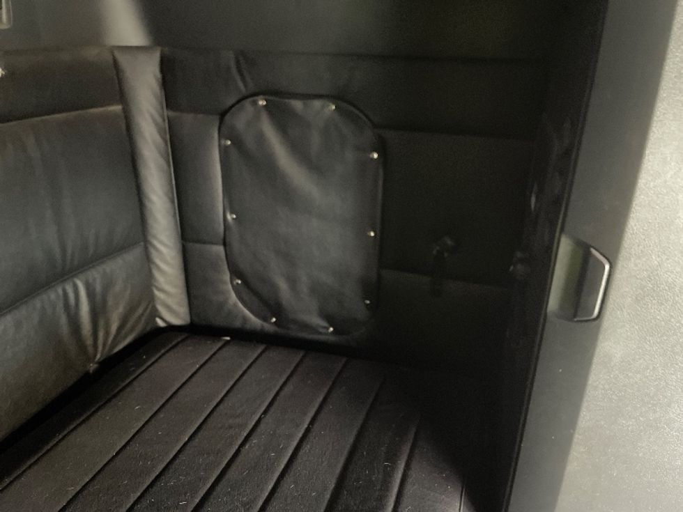 Sleeper Tractor-Heavy Duty Tractors-Freightliner-2023-T12664ST-Fontana-CA-538,905\n\t\tmiles-$ 86,000 - Image 17