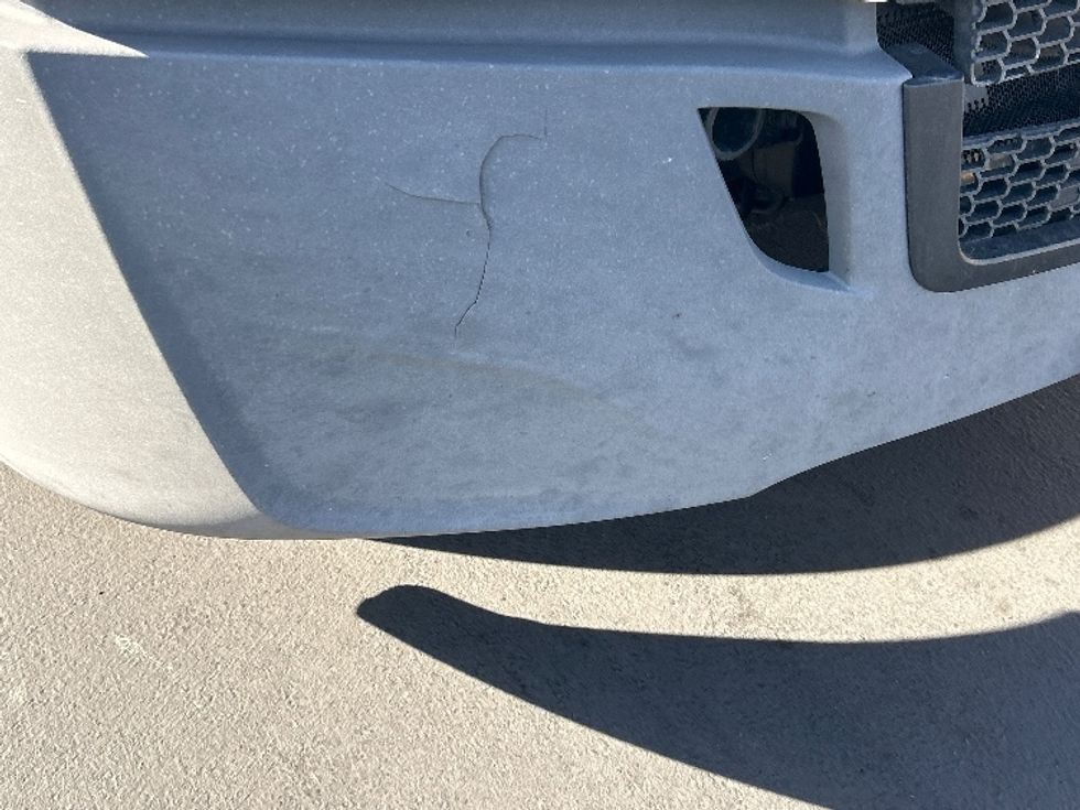 Sleeper Tractor-Heavy Duty Tractors-Freightliner-2023-T12664ST-Jurupa Valley-CA-740,571\n\t\tmiles-$ 54,500 - Image 22