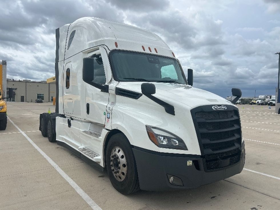 Sleeper Tractor-Heavy Duty Tractors-Freightliner-2023-T12664ST-Katy-TX-538,000\n\t\tmiles-$ 85,500 - Image 1