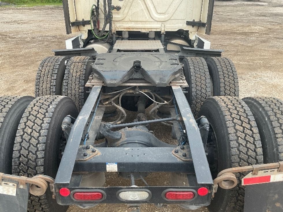 Sleeper Tractor-Heavy Duty Tractors-Freightliner-2023-T12664ST-La Porte-IN-536,749\n\t\tmiles-$ 78,750 - Image 6