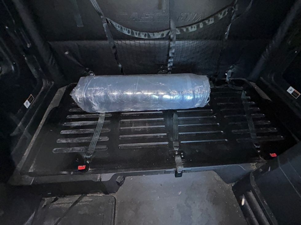 Sleeper Tractor-Heavy Duty Tractors-Freightliner-2023-T12664ST-North Bergen-NJ-630,860\n\t\tmiles-$ 58,000 - Image 17