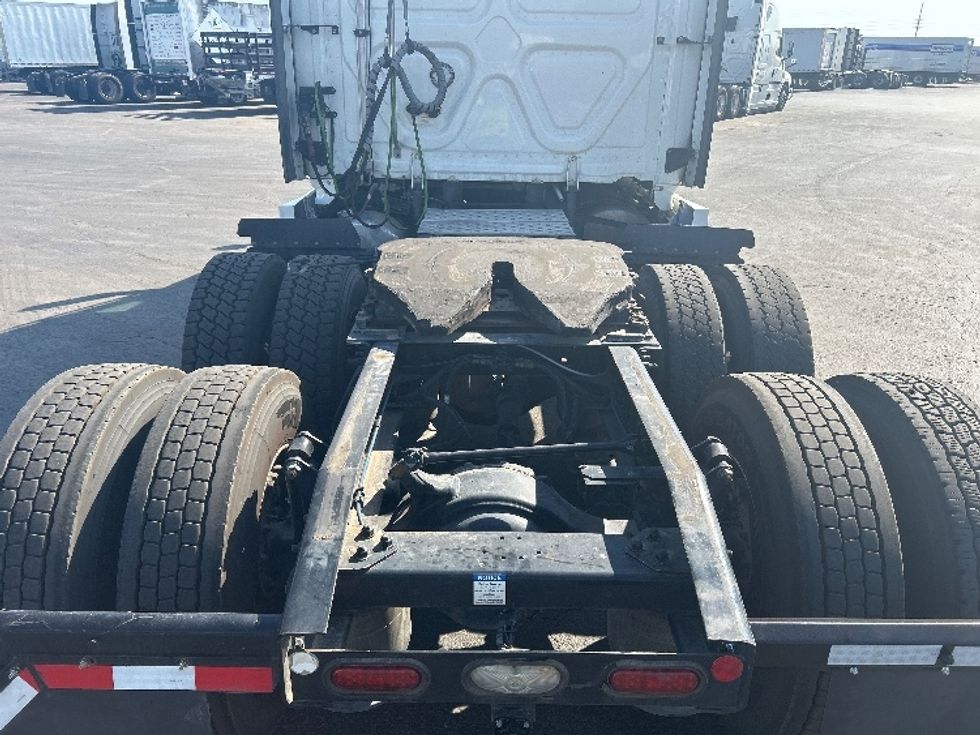 Sleeper Tractor-Heavy Duty Tractors-Freightliner-2023-T12664ST-Phoenix-AZ-374,829\n\t\tmiles-$ 101,000 - Image 6