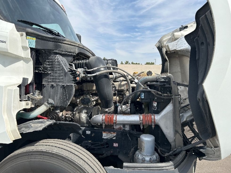 Sleeper Tractor-Heavy Duty Tractors-Freightliner-2023-T12664ST-Phoenix-AZ-585,145\n\t\tmiles-$ 70,000 - Image 20