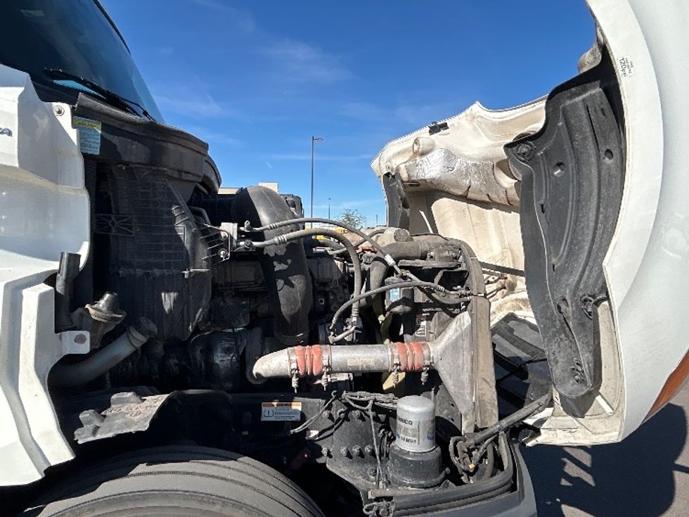 Sleeper Tractor-Heavy Duty Tractors-Freightliner-2023-T12664ST-Phoenix-AZ-751,287\n\t\tmiles-$ 51,250 - Image 20