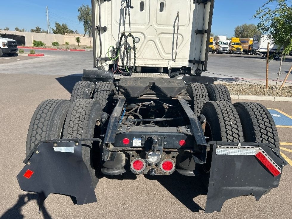 Sleeper Tractor-Heavy Duty Tractors-Freightliner-2023-T12664ST-Phoenix-AZ-761,411\n\t\tmiles-$ 50,250 - Image 6