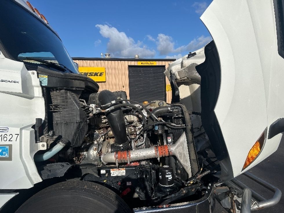 Sleeper Tractor-Heavy Duty Tractors-Freightliner-2023-T12664ST-Portland-OR-583,941\n\t\tmiles-$ 71,500 - Image 20